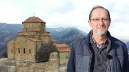 Jvarin luostari: Pyhän Ristin vartija