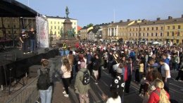 Kristittyjen vappu Senaatintorilta Helsingistä