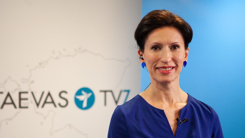 Martti Ojares intervjuar Helina-Diana Helmdorf som I början av 2022 tog över ledningen för Taevas TV7 som verkar i Estland. Sedan dess har hon arbetat för att göra kanalen mer öppen för alla kyrkor. 