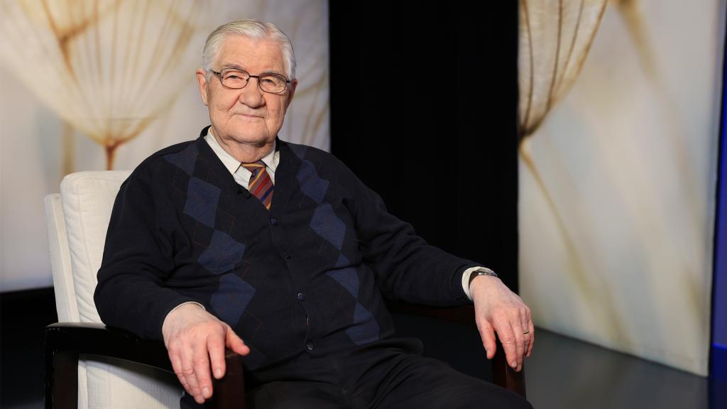 Martti Ahvenainen: Kuolematon ihminen